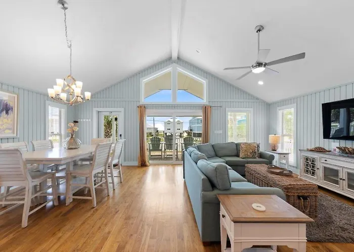 Holiday home 4 Shore By Youngs Suncoast *