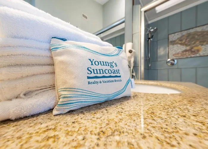 4 Shore By Youngs Suncoast