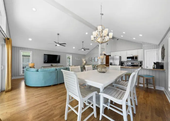 4 Shore By Youngs Suncoast Holiday home *